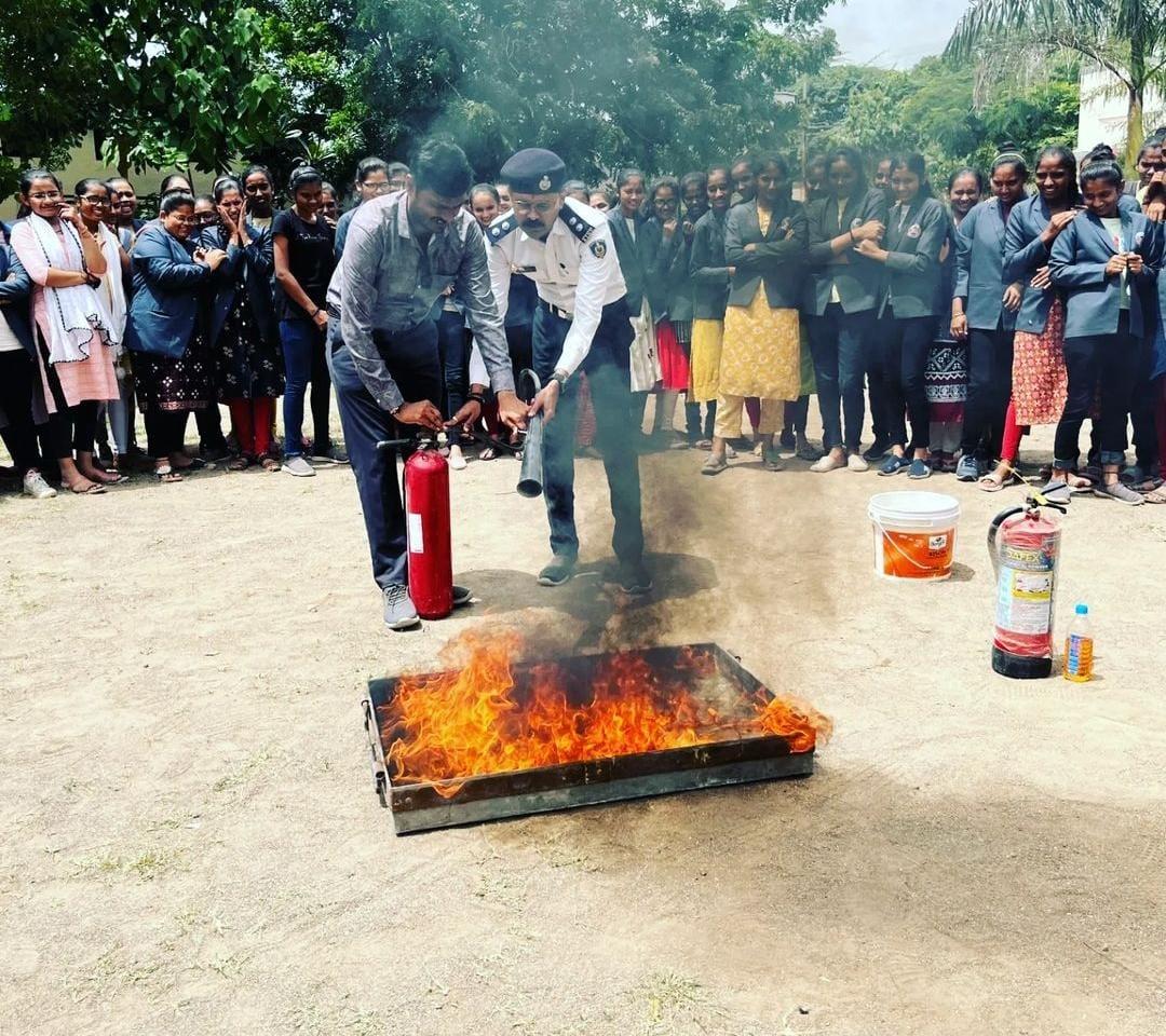 Fire safety training was provided at Gopinathji Mahila College by Sihore Municipal Fire Department