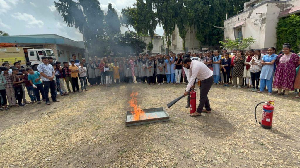 Sihore fire safety training was given to the students