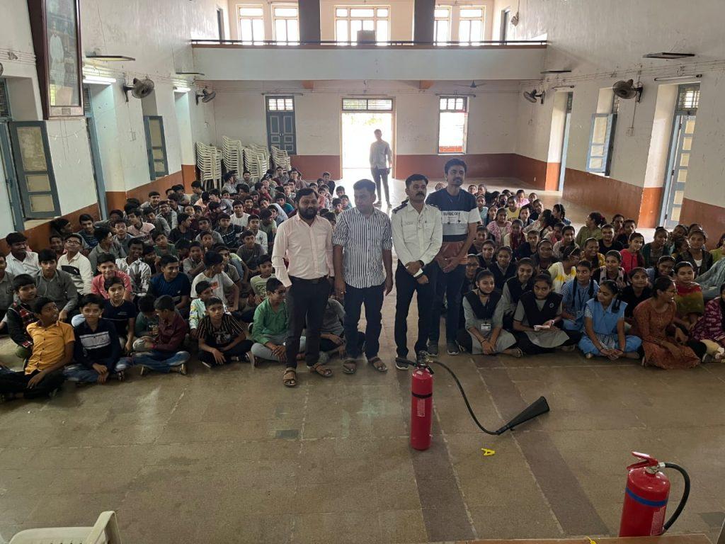 Sihore fire safety training was given to the students