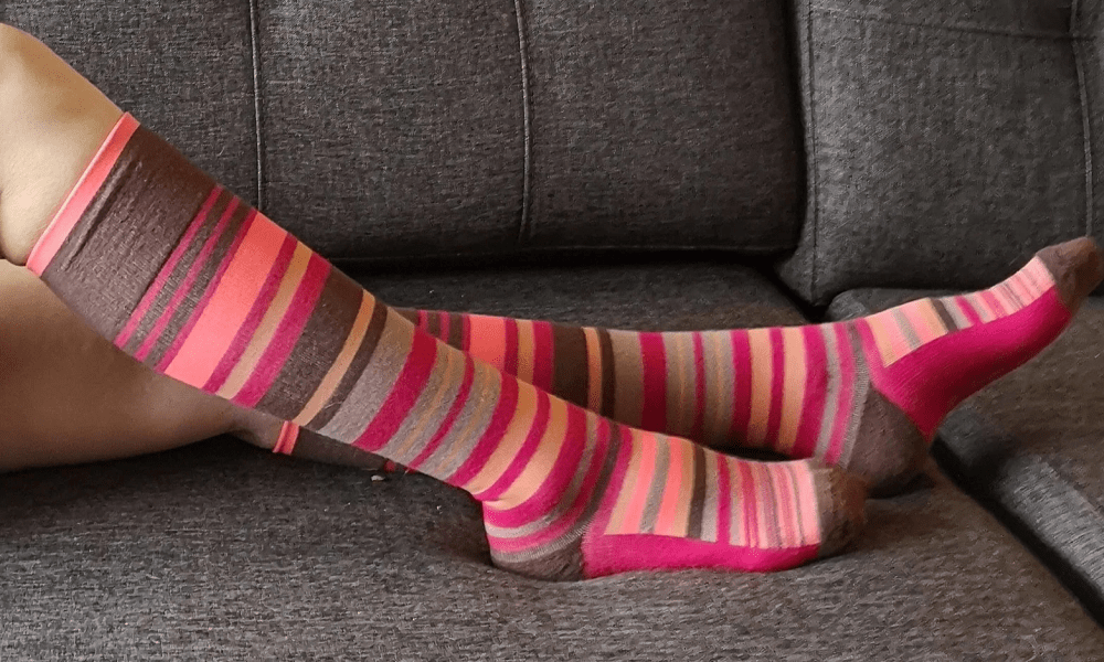 Wearing socks for too long can also cause damage, know four problems caused by it