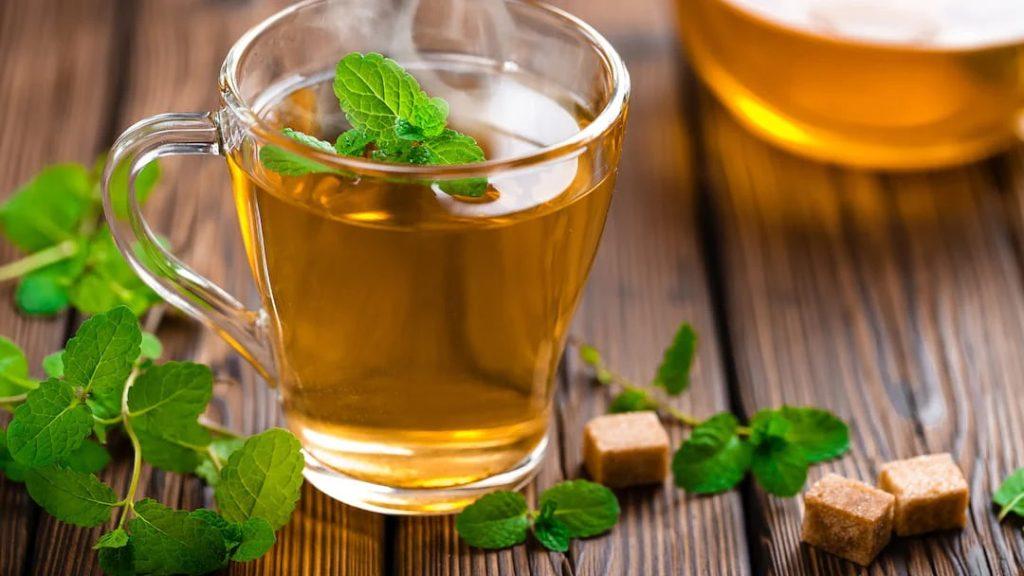 Try these great benefits of sipping tea before bed