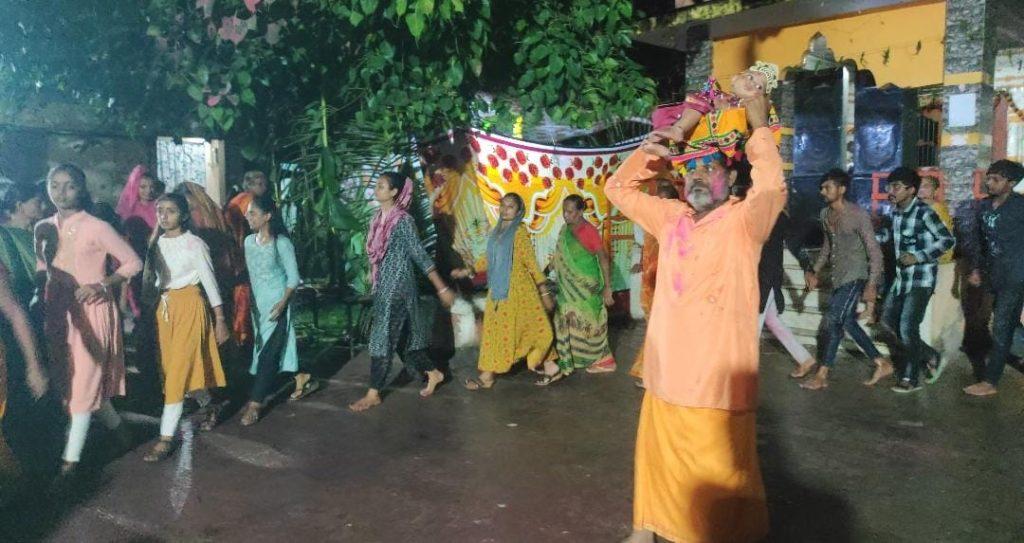 Krishna Janmotsav celebrated by Vishwanath Mahadev Yuva Mandal at Sihore Patel Farm